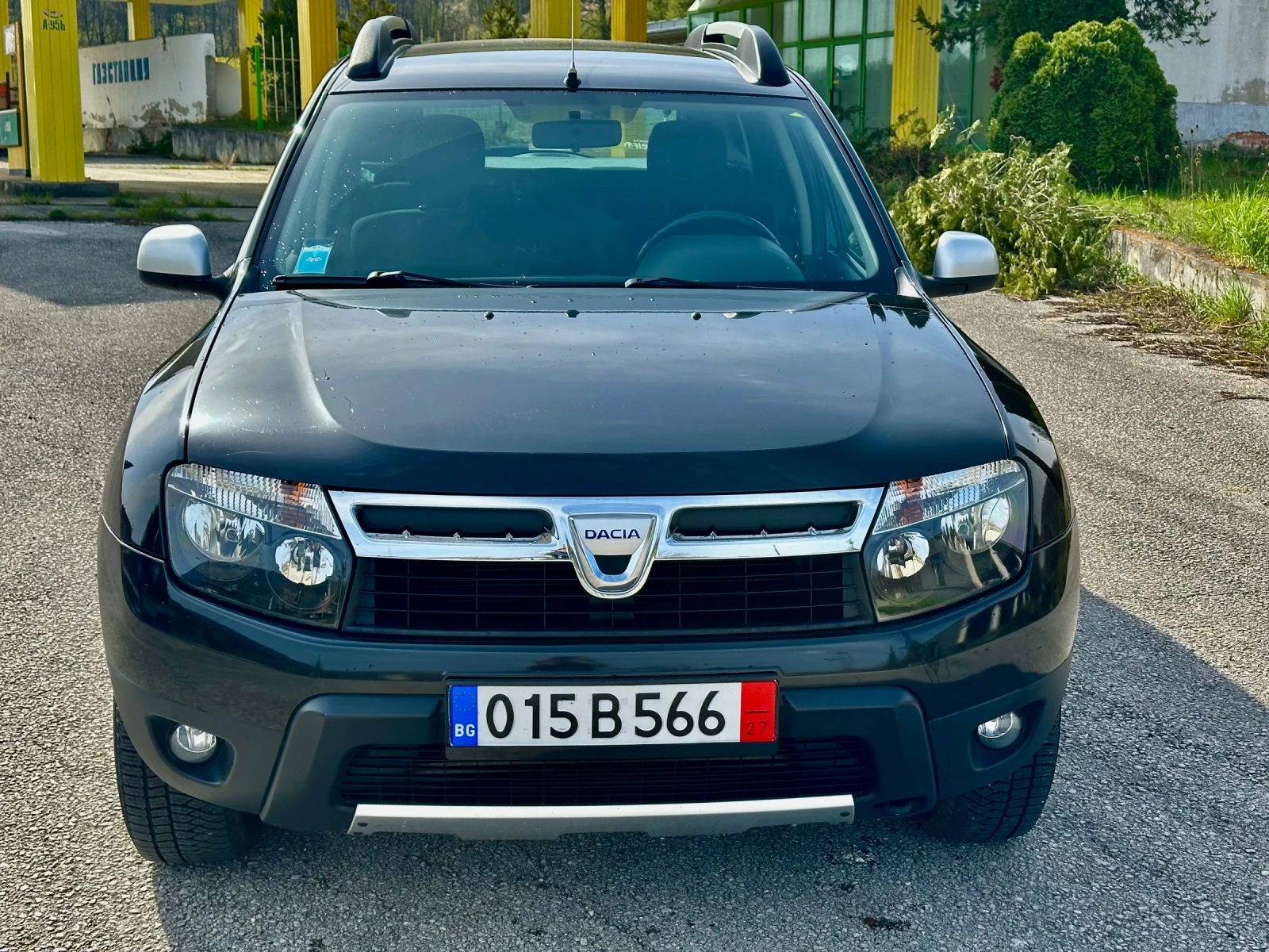 Dacia Duster 1.5 DCi 4* 4 2011 175 хил км  ТОП СЪСТОЯНИЕ, снимка 2 - Автомобили и джипове - 53965053