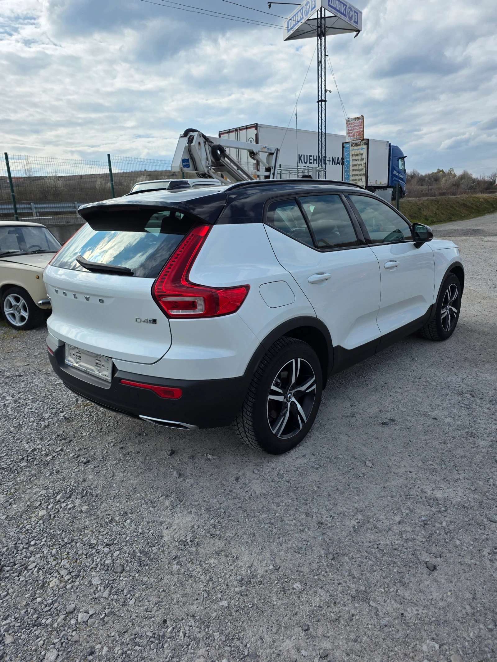 Volvo XC40 2.0� 190�� 4�4 R-design | Mobile.bg � ����������� 6