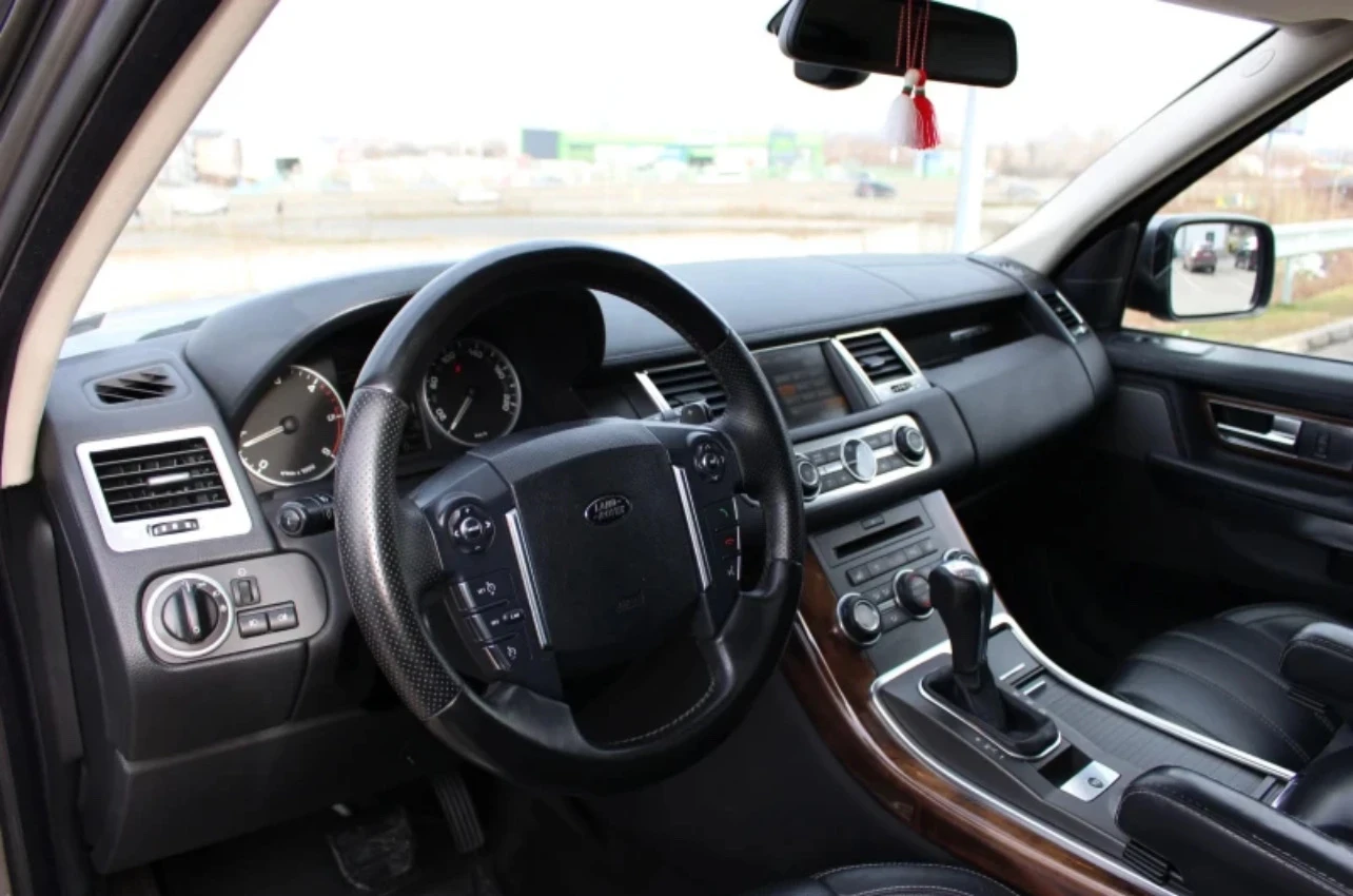 Land Rover Range Rover Sport, снимка 8 - Автомобили и джипове - 54549257