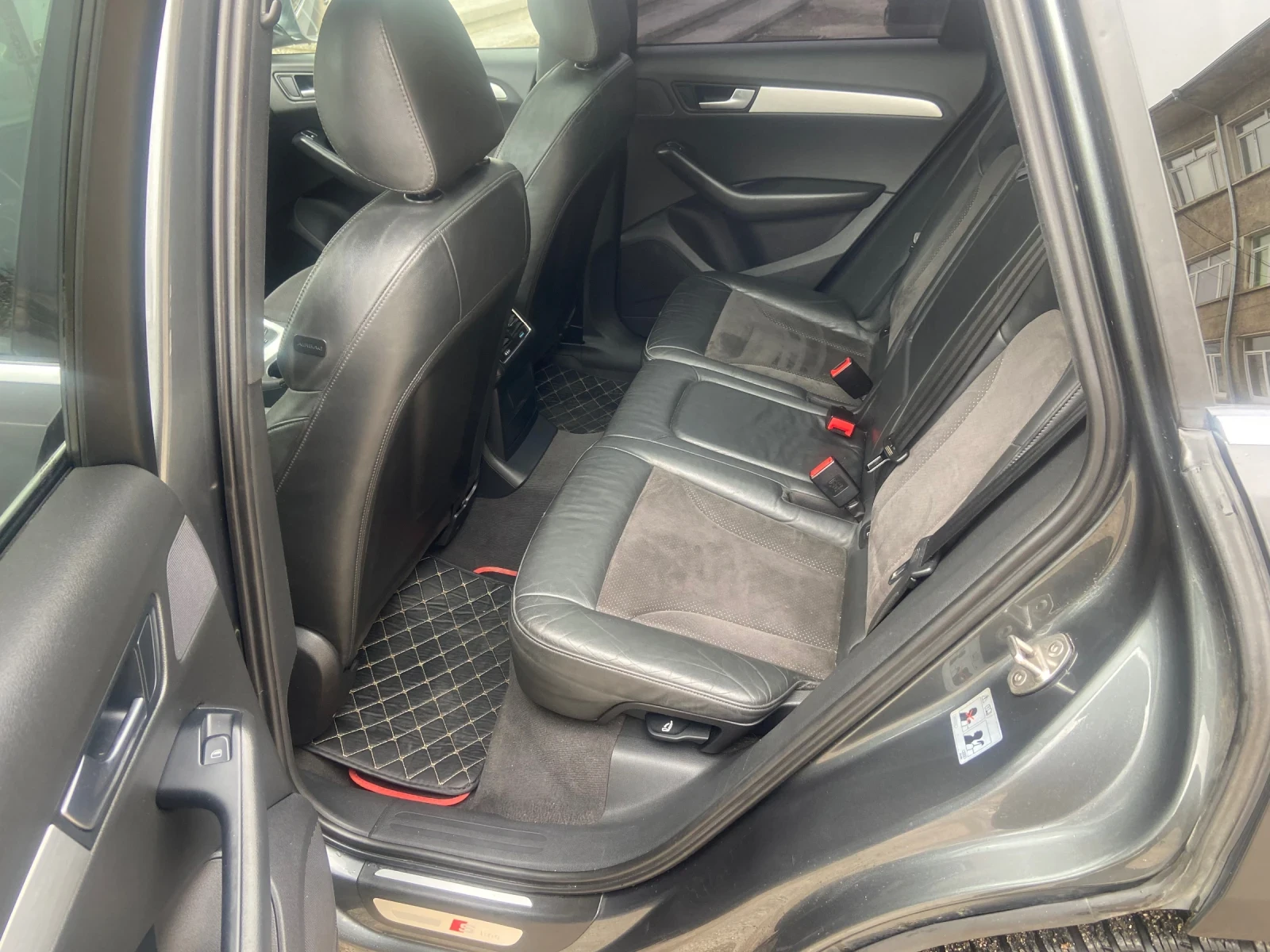 Audi Q5 S line, снимка 5 - Автомобили и джипове - 54597853