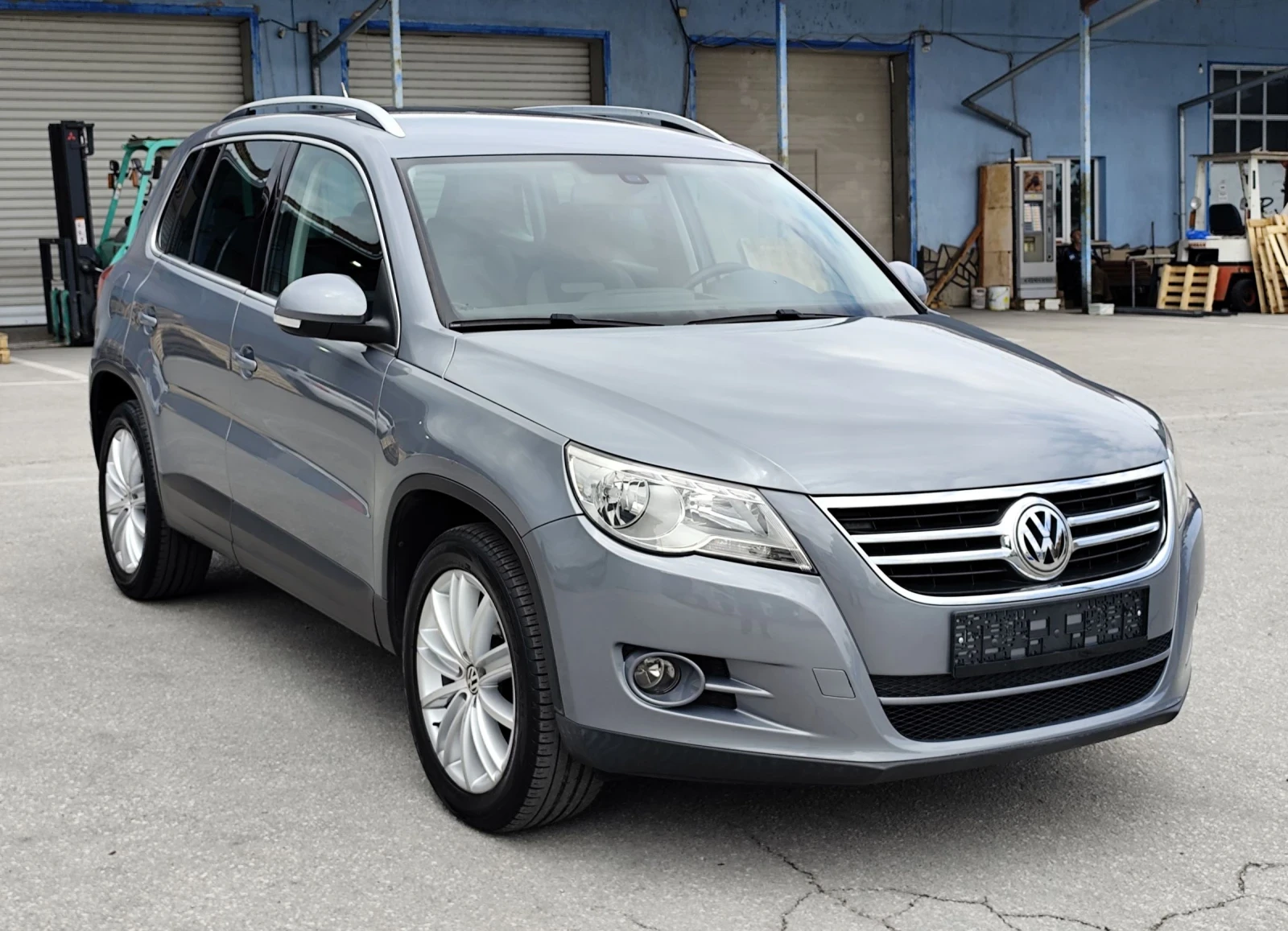 VW Tiguan 2.0TDI-140кс.-4-MOTION-DSG-6, снимка 8 - Автомобили и джипове - 54634410