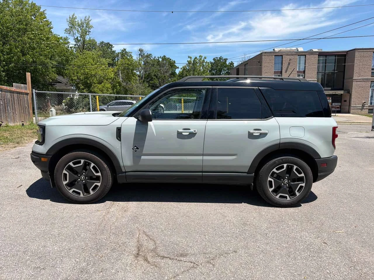 Ford Bronco * Outer Banks * CARFAX * ЦЕНА ДО БГ, снимка 2 - Автомобили и джипове - 55327776