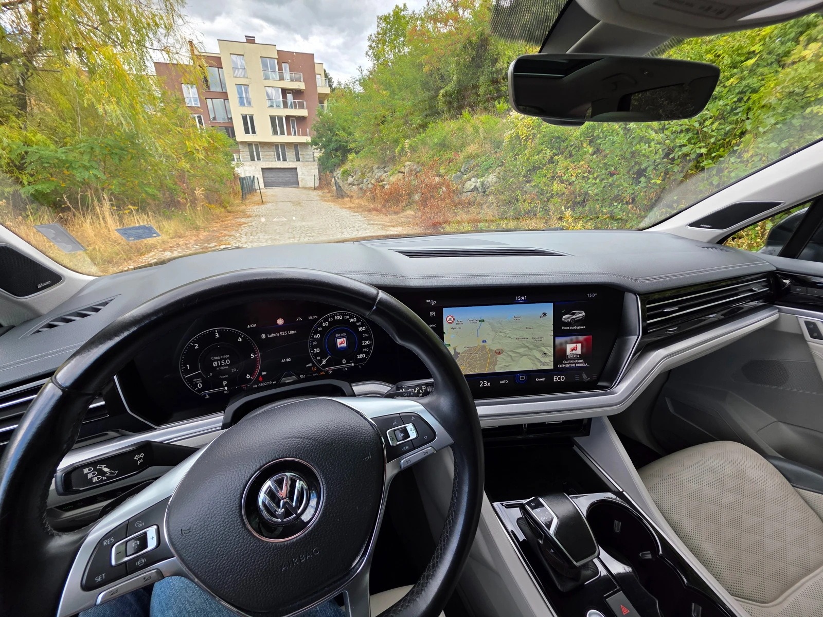 VW Touareg, снимка 13 - Автомобили и джипове - 56183581