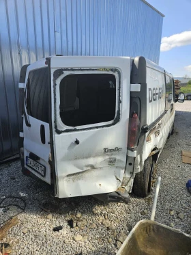 Обява за продажба на Renault Trafic 2.5dci 5+ 1 ~3 500 лв. - изображение 7