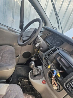 Обява за продажба на Renault Trafic 2.5dci 5+ 1 ~3 500 лв. - изображение 5