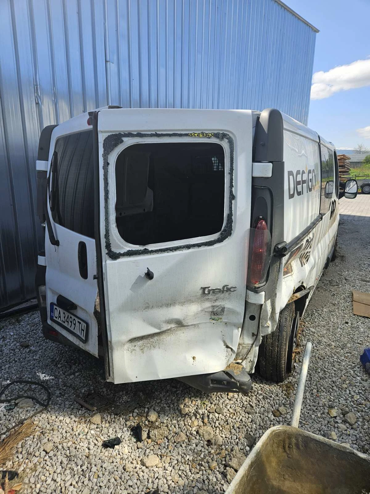 Renault Trafic 2.5dci 5+ 1 - изображение 8
