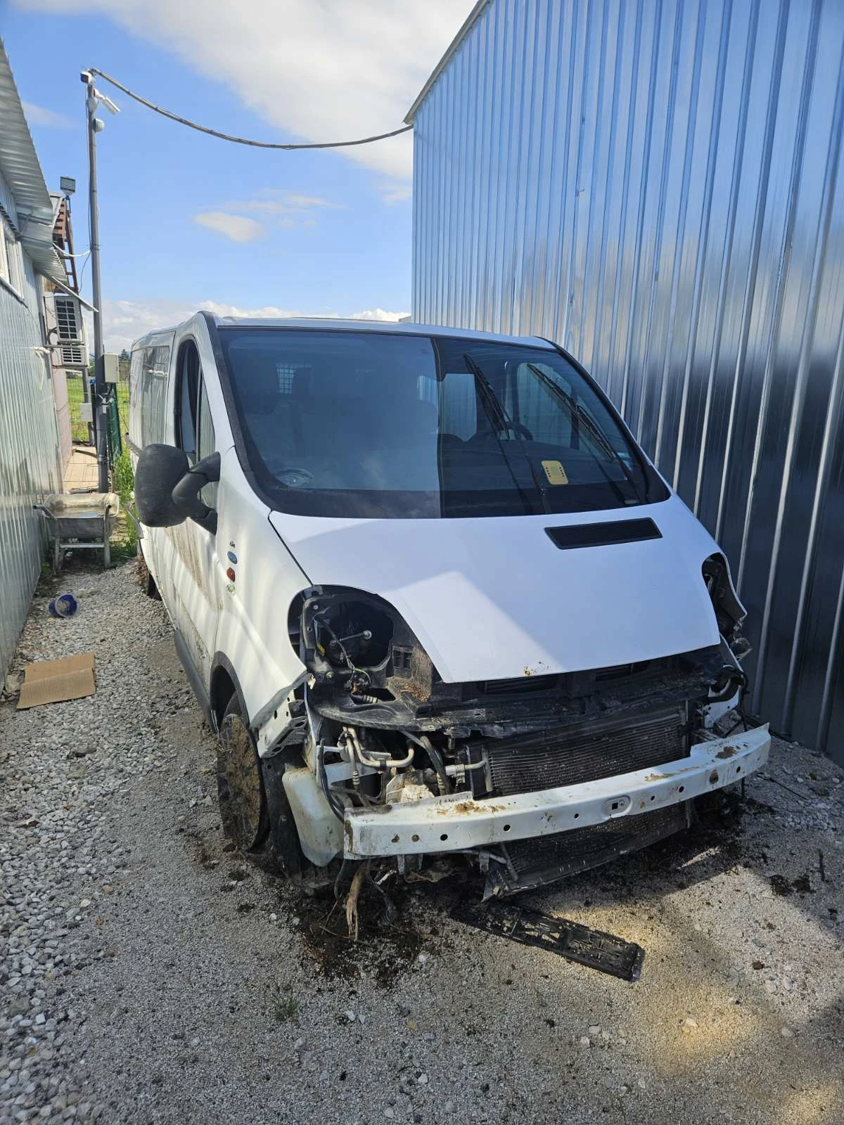 Renault Trafic 2.5dci 5+ 1 - изображение 5
