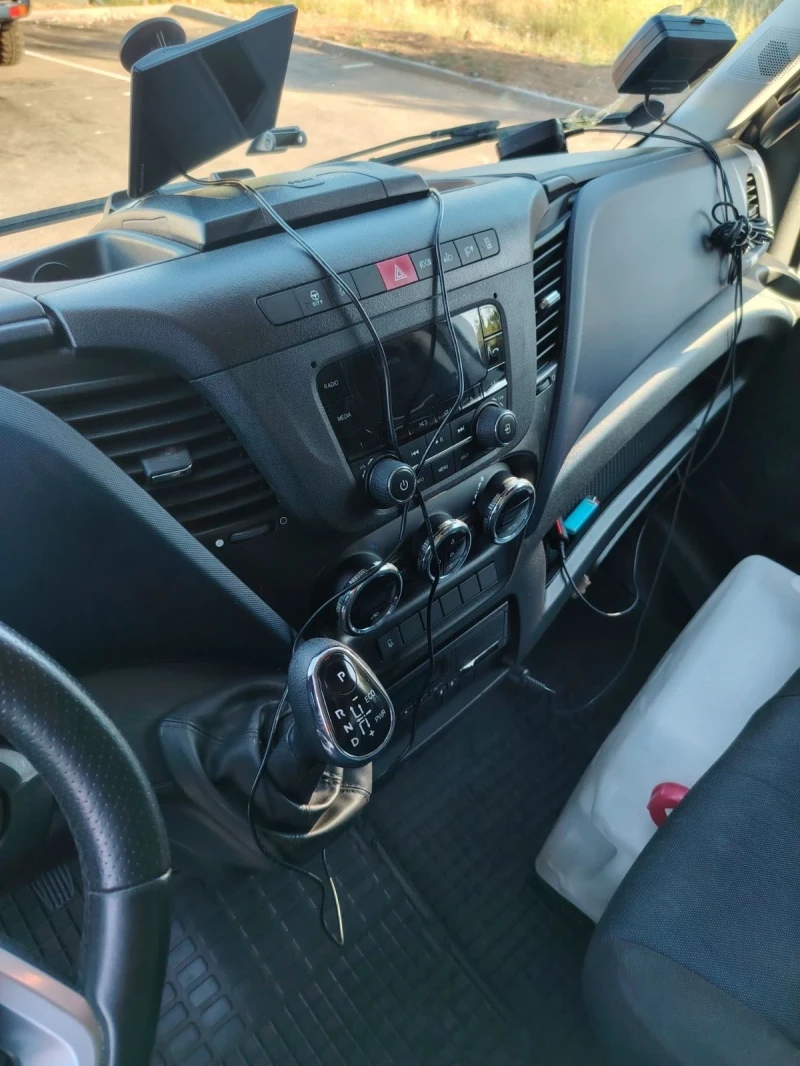 Iveco Daily 72C21, снимка 9 - Камиони - 52527973
