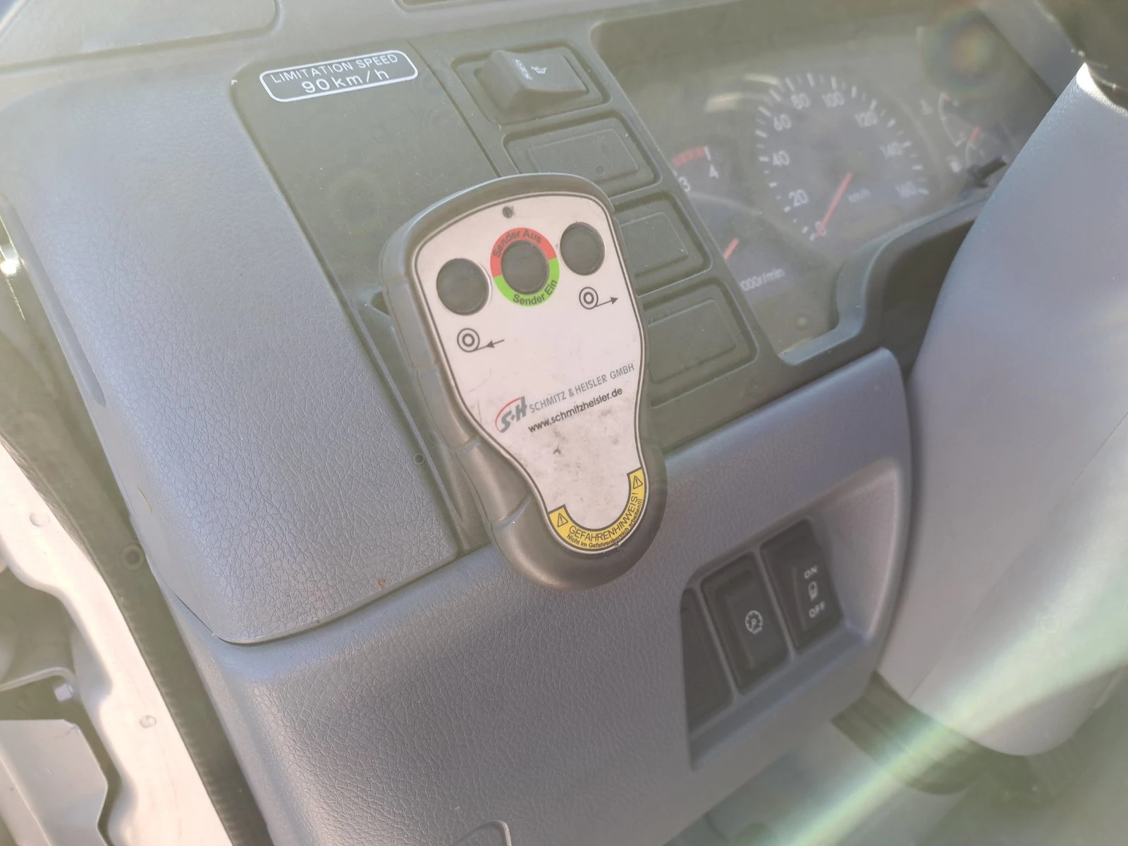 Mitsubishi Canter  - изображение 5