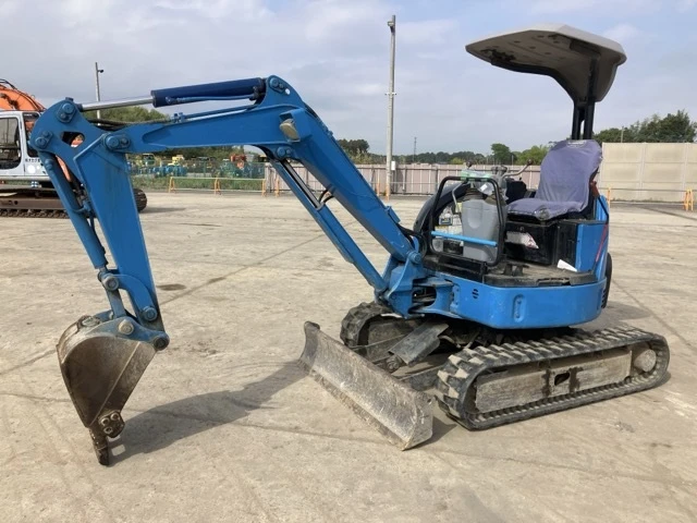 Багер Hitachi EX20U-3 - ОЧАКВАН 15.09.2026!!!