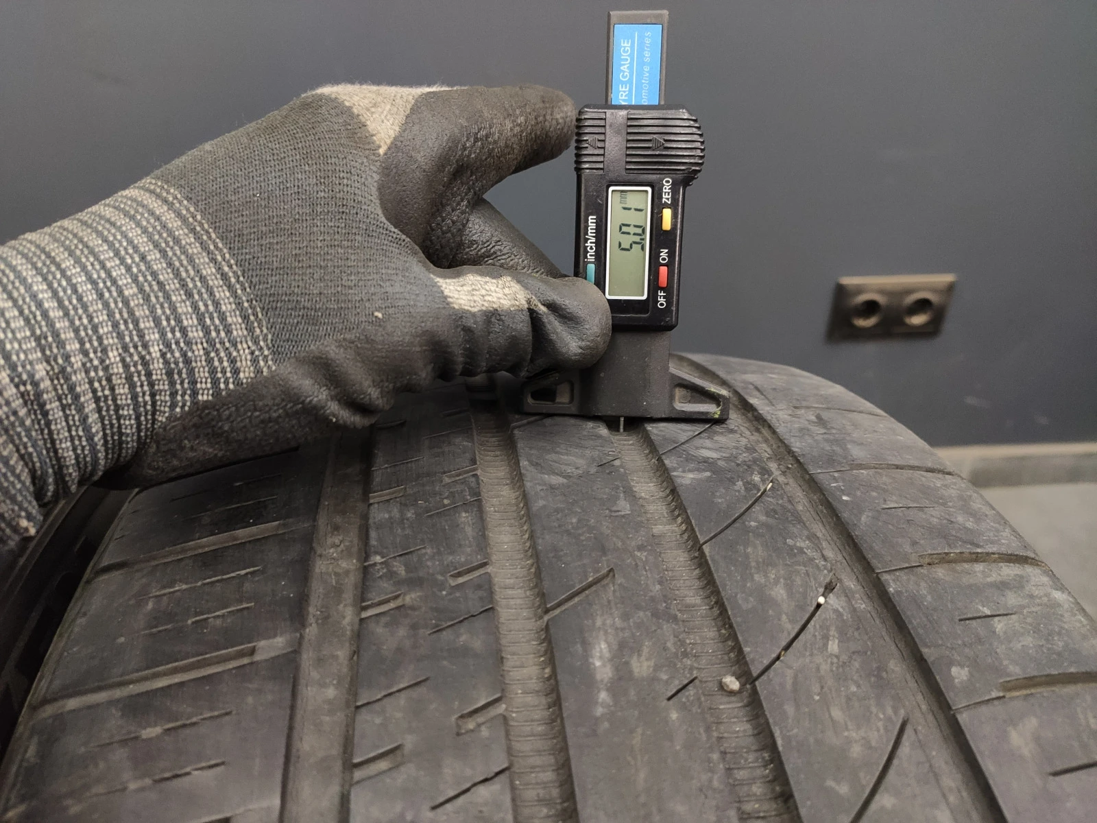  255/40R19 | Mobile.bg   3