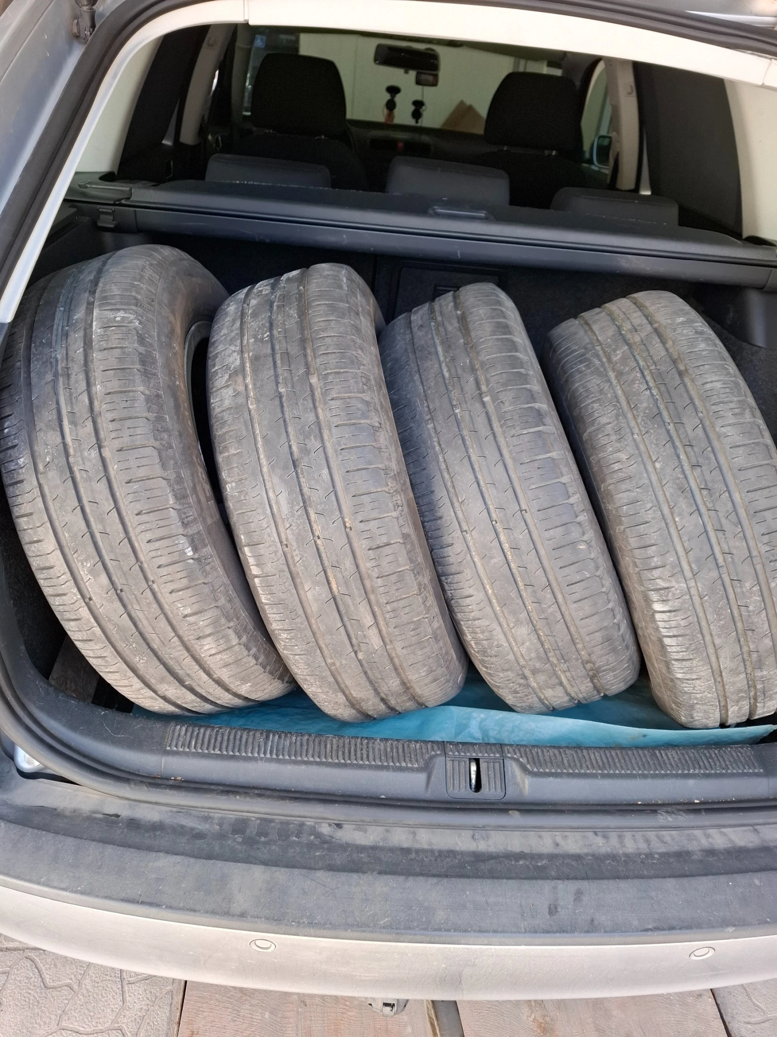 Гуми Летни 195/65R15, снимка 5 - Гуми и джанти - 55239223