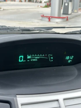 Toyota Yaris 1.3i, снимка 7