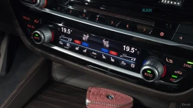 BMW 530 xDrive M PACK* 360* ДИГ ТАБЛО* DISTRO* ОБДУХ* LANE, снимка 13
