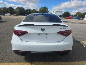 Alfa Romeo Giulia Ti sport* ШИБЕДАХ*  - 32799 лв. / 16769.86 € - 36279836 6
