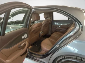 Mercedes-Benz E 400 4 MATIC * АвтоКредит (ЦЕНА ДО БГ), снимка 17 - Автомобили и джипове - 53623607