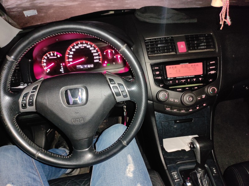 Honda Accord CL9, снимка 10 - Автомобили и джипове - 45084171