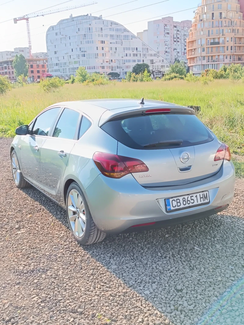 Opel Astra  COSMO1.7 CDTI--6 скорости, снимка 3 - Автомобили и джипове - 46124874