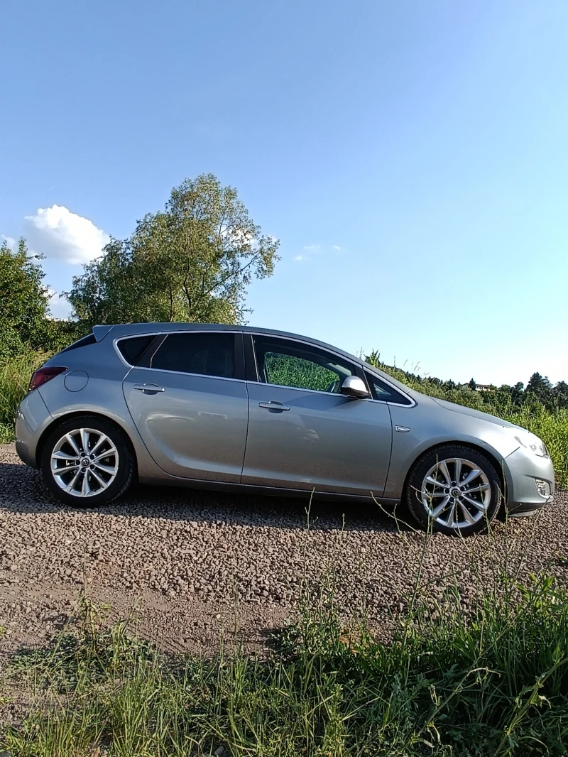 Opel Astra  COSMO1.7 CDTI--6 скорости, снимка 1 - Автомобили и джипове - 46124874