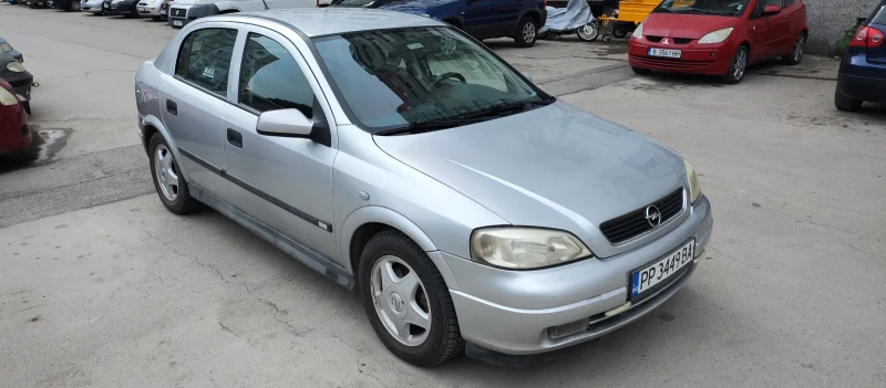 Opel Astra 1.8xe, снимка 2 - Автомобили и джипове - 48319023