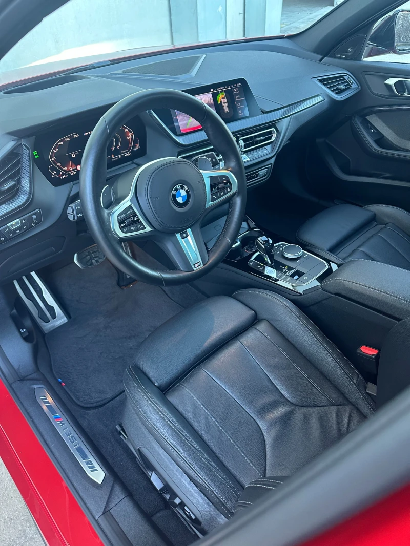 BMW M135 i xDrive, снимка 5 - Автомобили и джипове - 48612149