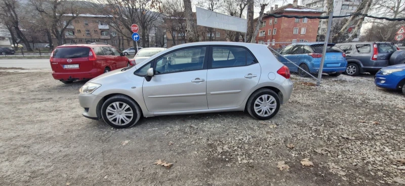 Toyota Auris 1.6 бензин 124к.с. , снимка 5 - Автомобили и джипове - 48758273