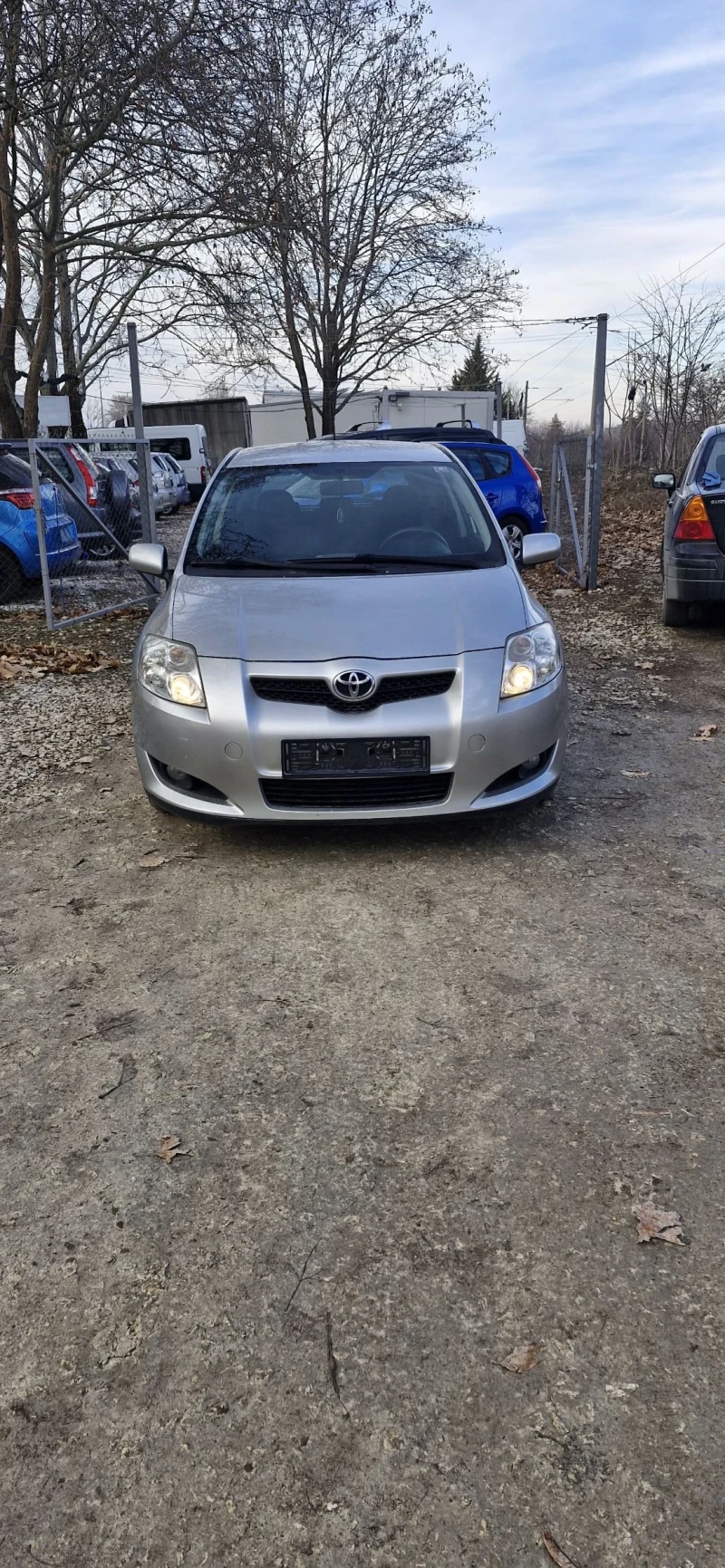 Toyota Auris 1.6 бензин 124к.с. , снимка 2 - Автомобили и джипове - 48758273