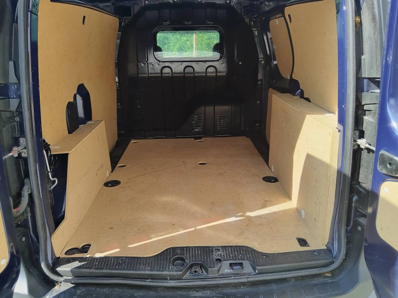 Dacia Dokker 1.6 SCe , снимка 9 - Автомобили и джипове - 51748455