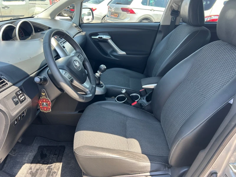 Toyota Verso 2.0D4D 126 к.с.Навигация, подгрев, кожа., снимка 7 - Автомобили и джипове - 50867188