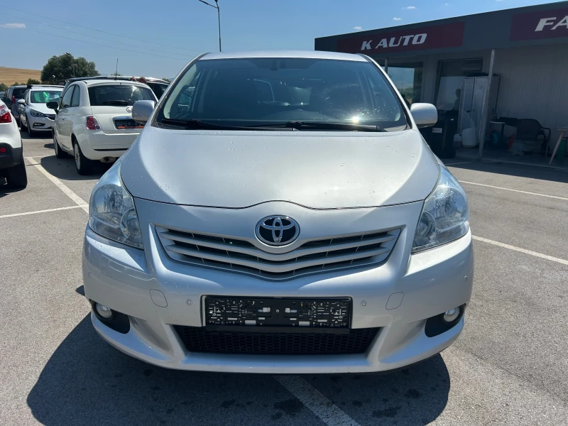 Toyota Verso 2.0D4D 126 к.с.Навигация, подгрев, кожа.