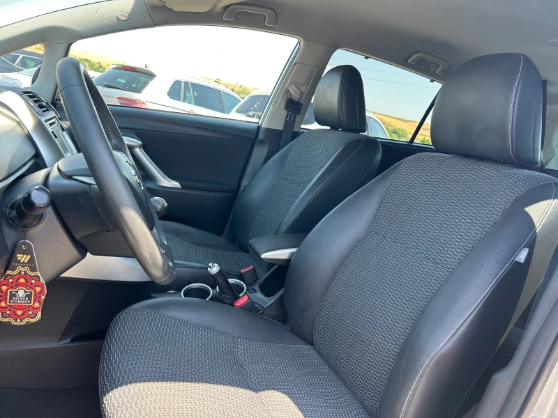 Toyota Verso 2.0D4D 126 к.с.Навигация, подгрев, кожа., снимка 8 - Автомобили и джипове - 50867188