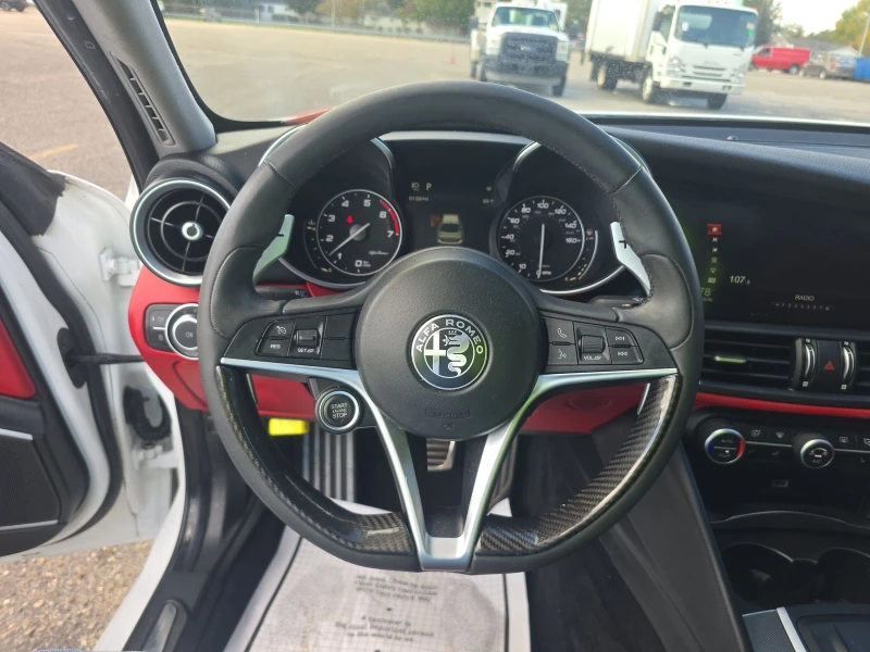 Alfa Romeo Giulia Ti sport* ШИБЕДАХ* , снимка 7 - Автомобили и джипове - 52644047