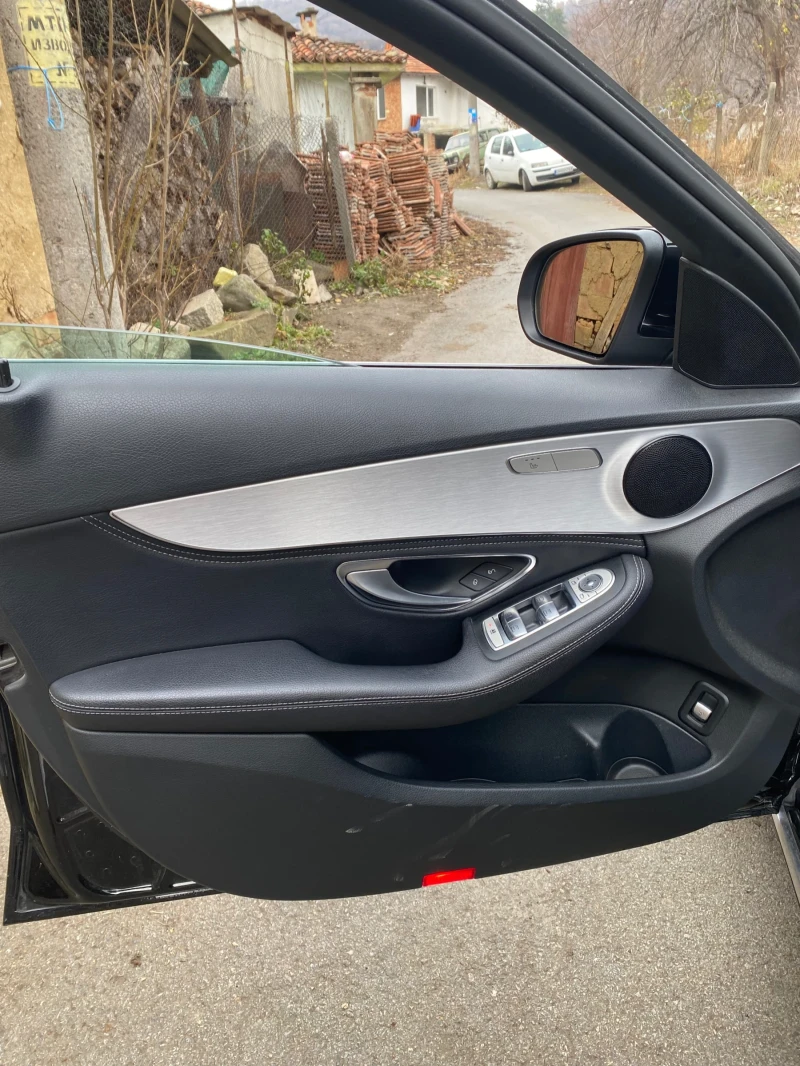 Mercedes-Benz C 220, снимка 11 - Автомобили и джипове - 52688991