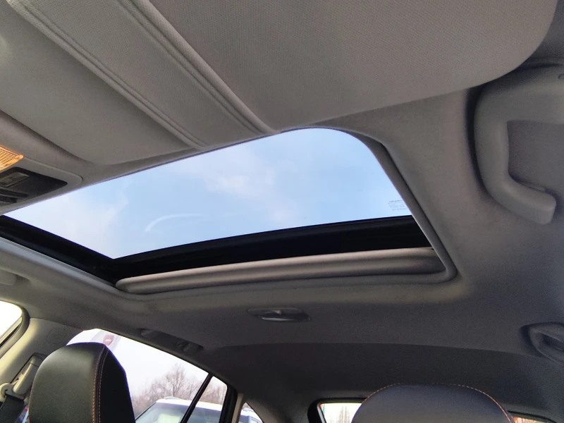 Subaru XV 2.0D* UNLIMITED* AWD* 4X4* FACE* EURO6B* NAVI* , снимка 10 - Автомобили и джипове - 52845035