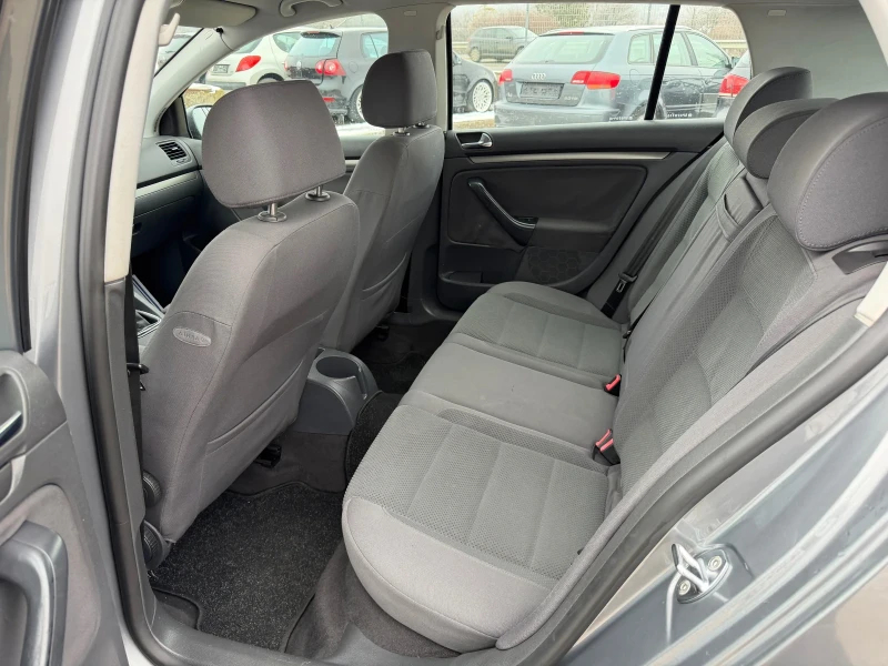 VW Golf 1.9TDI-105PS, снимка 11 - Автомобили и джипове - 53239008