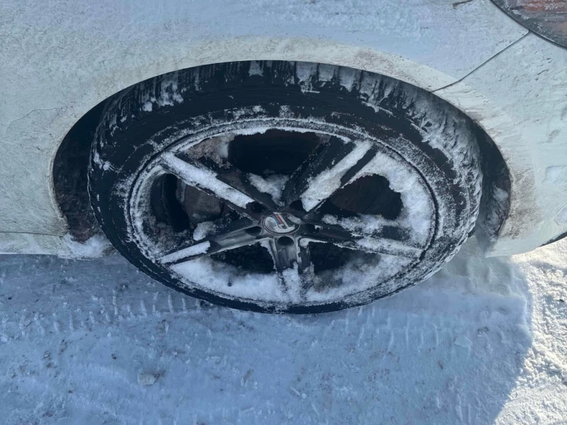 Mercedes-Benz C 300 * CARFAX * БЕЗ ПЪРВОНАЧАЛНА ВНОСКА, снимка 7 - Автомобили и джипове - 53308326