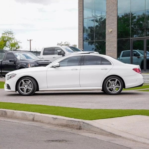 Mercedes-Benz E 300  - изображение 7