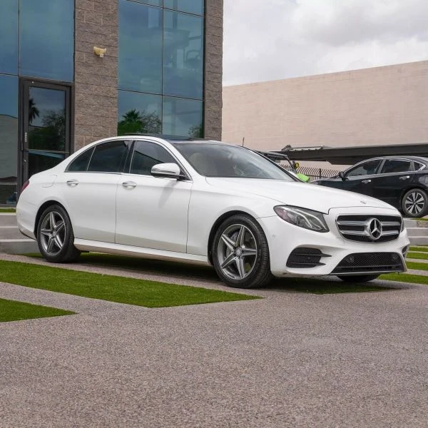 Mercedes-Benz E 300  - изображение 4