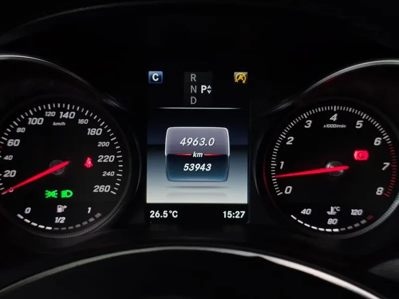 Mercedes-Benz C 200 Avantgarde, снимка 15 - Автомобили и джипове - 56084507