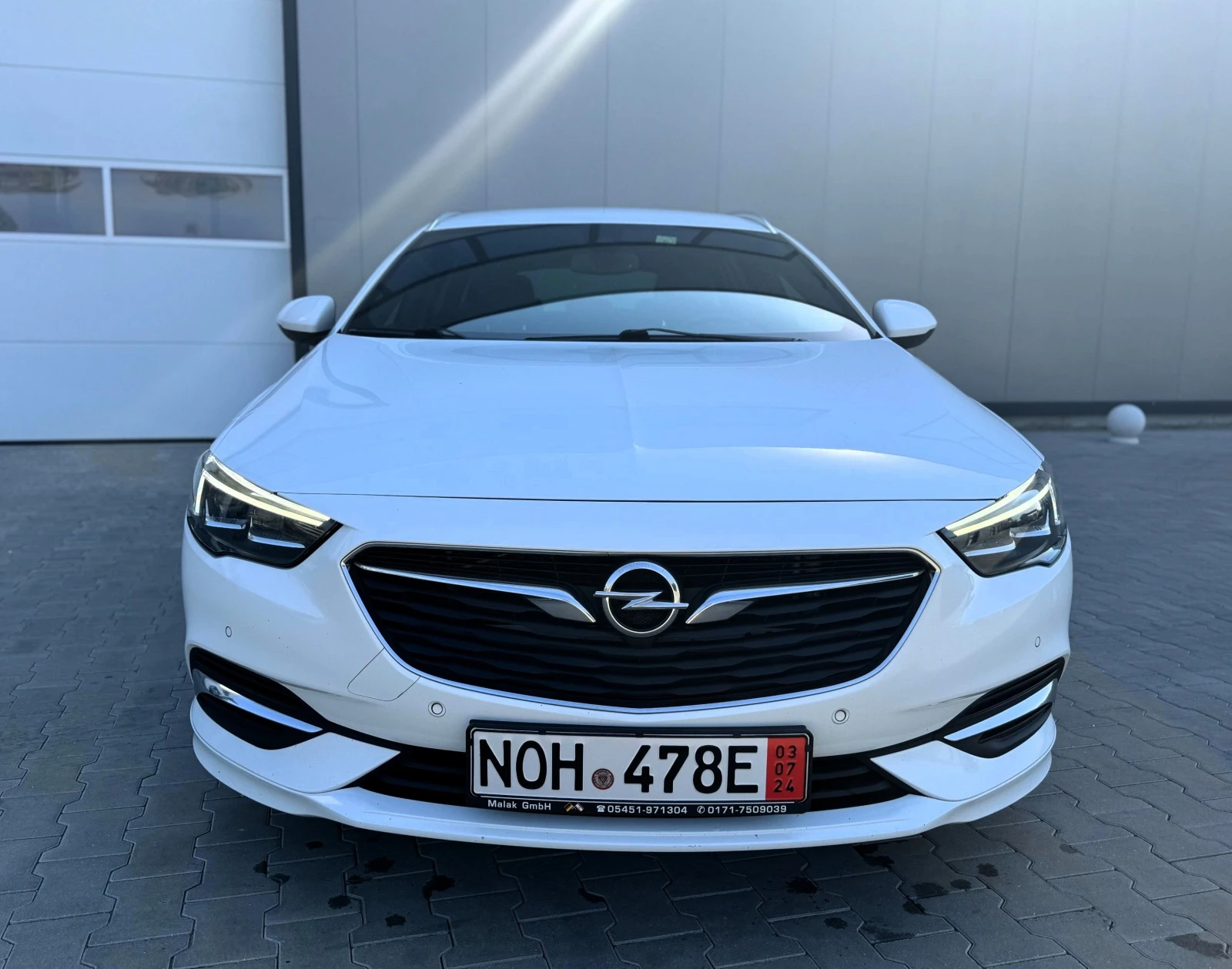 Opel Insignia OPC Line, LUX фарове, BOSE - изображение 3