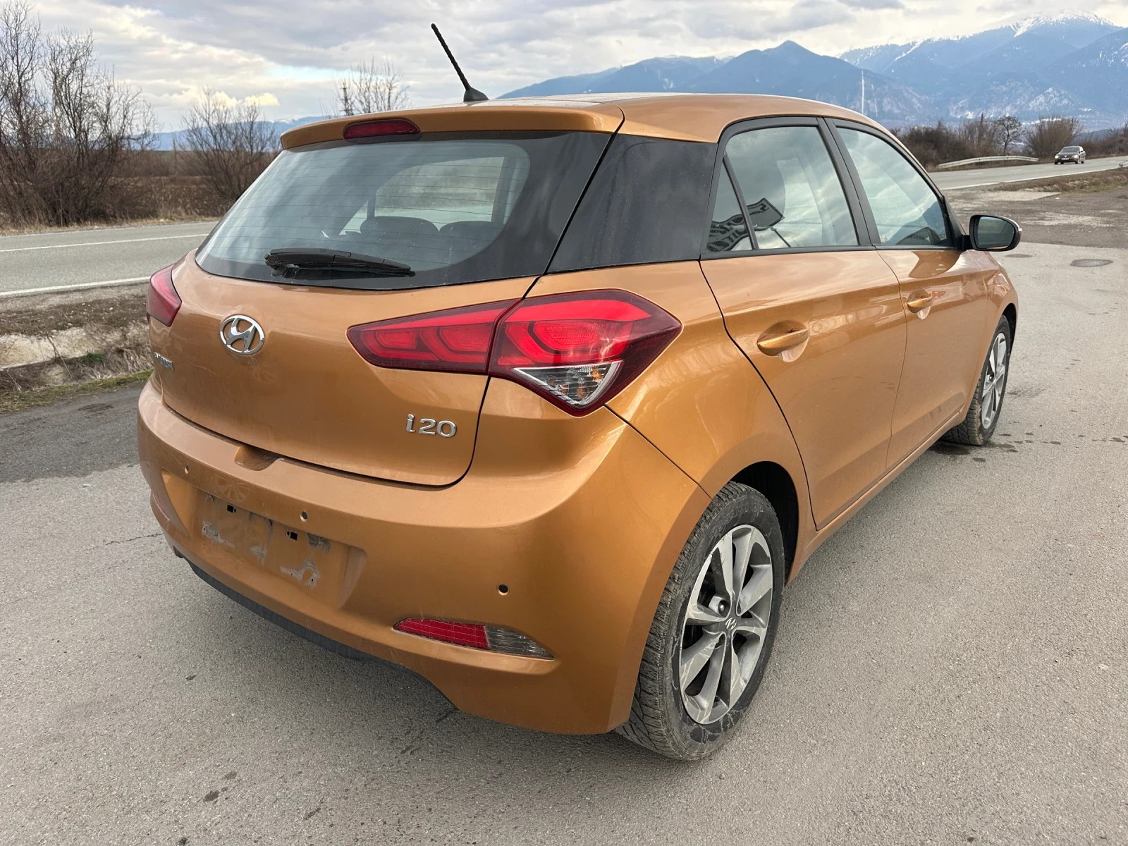 Hyundai I20 1.4 CRDI - изображение 3