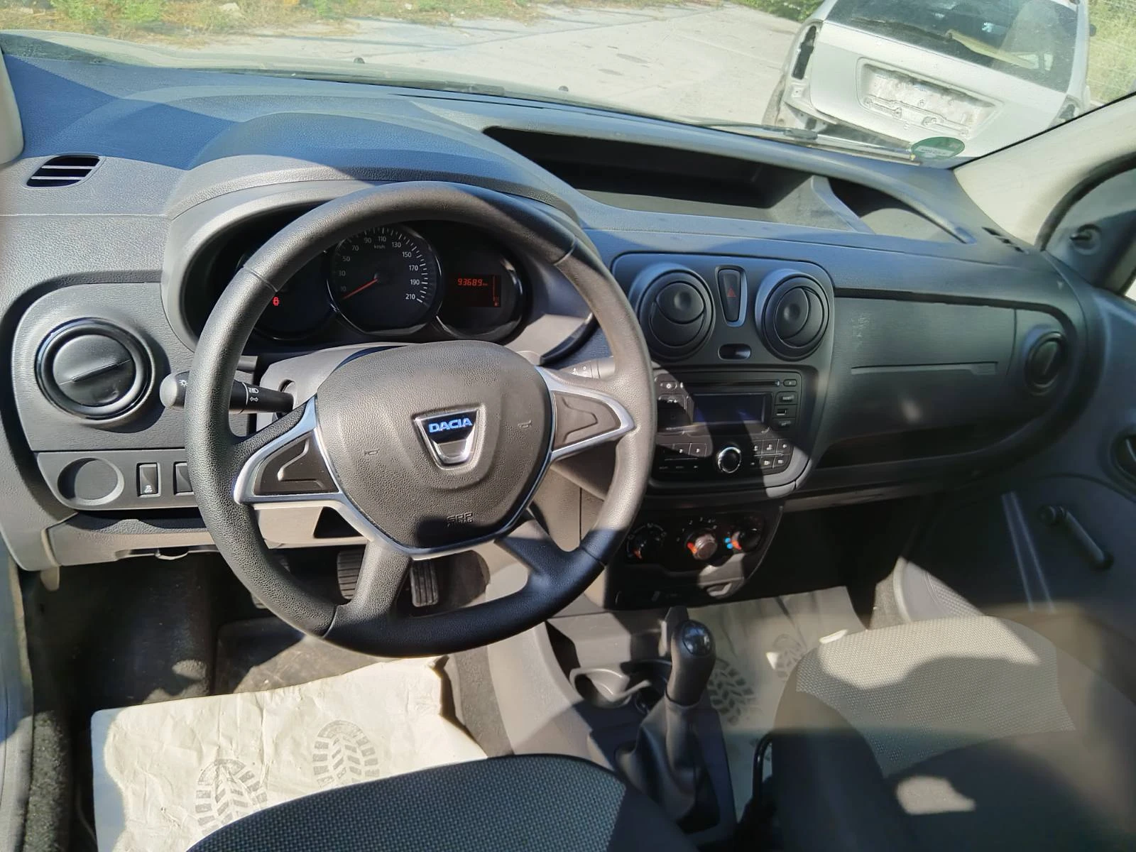 Dacia Dokker 1.6 SCe  | Mobile.bg   11