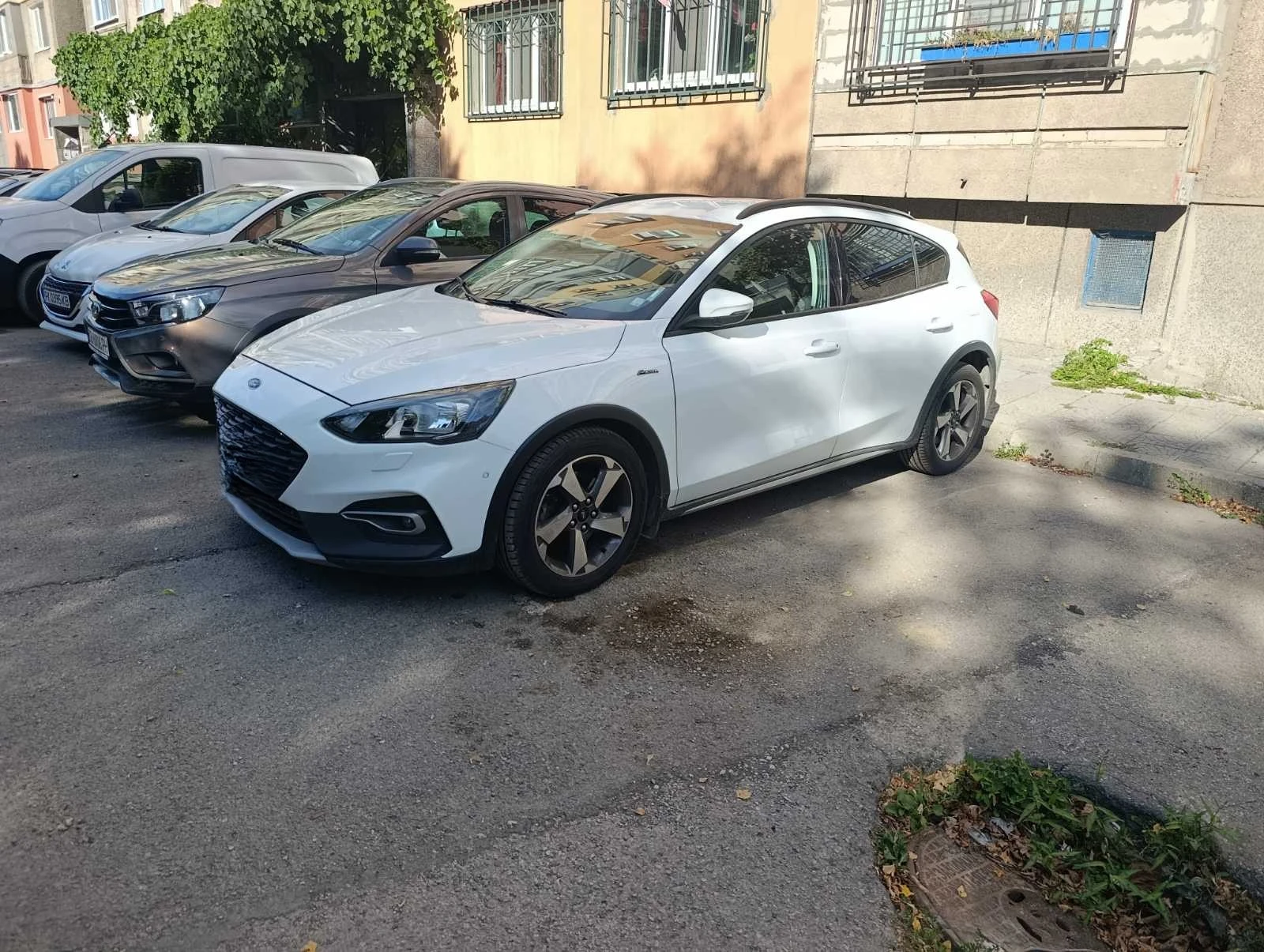 Ford Focus Active 1.0 Ecoboost 82000 км/сервизна книжка - изображение 2