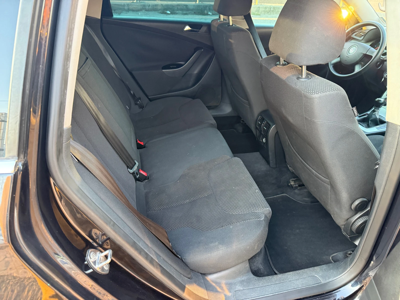 VW Passat 2.0 TDI  - изображение 9