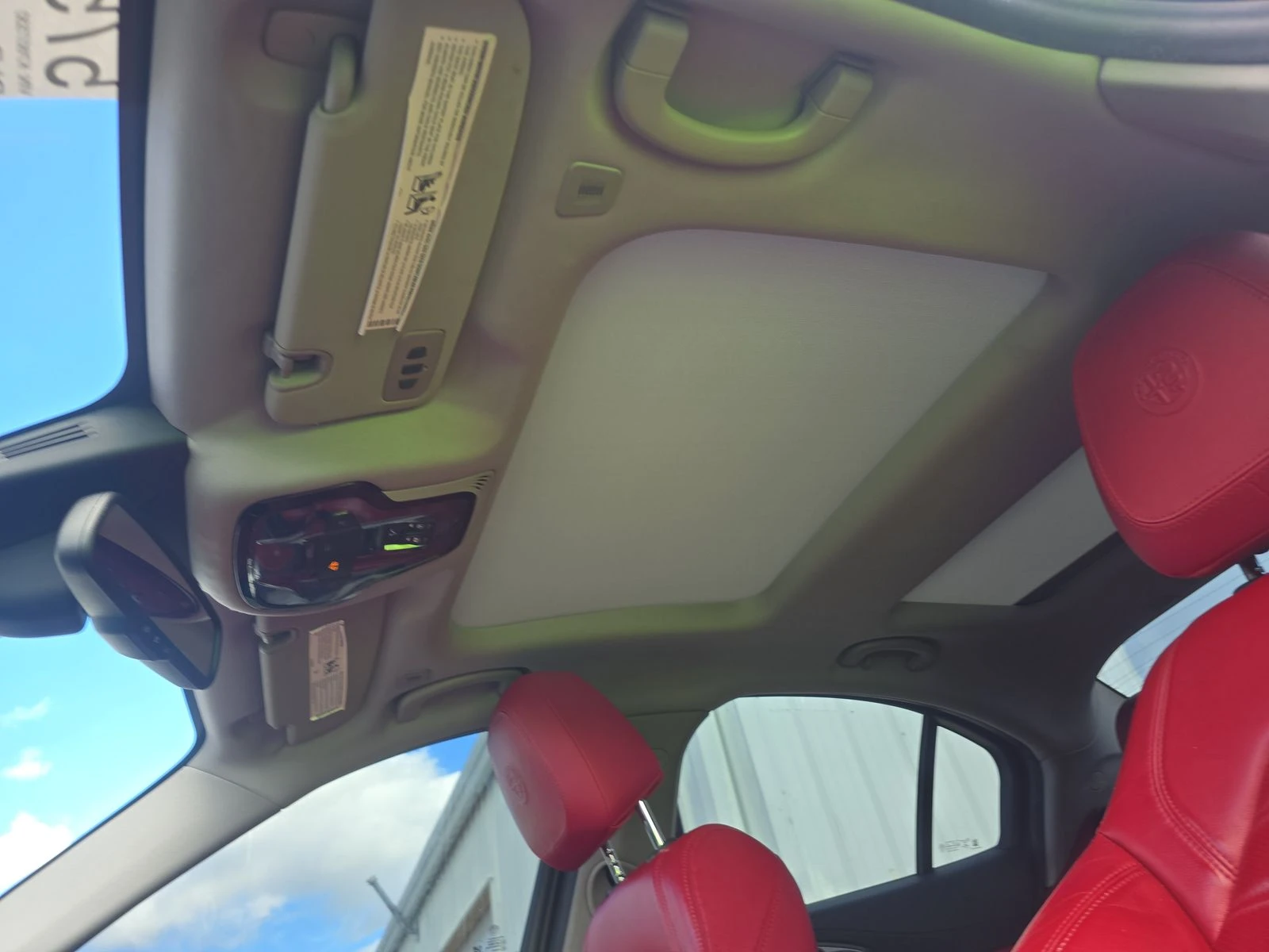 Alfa Romeo Giulia Ti sport* ШИБЕДАХ*  - изображение 10