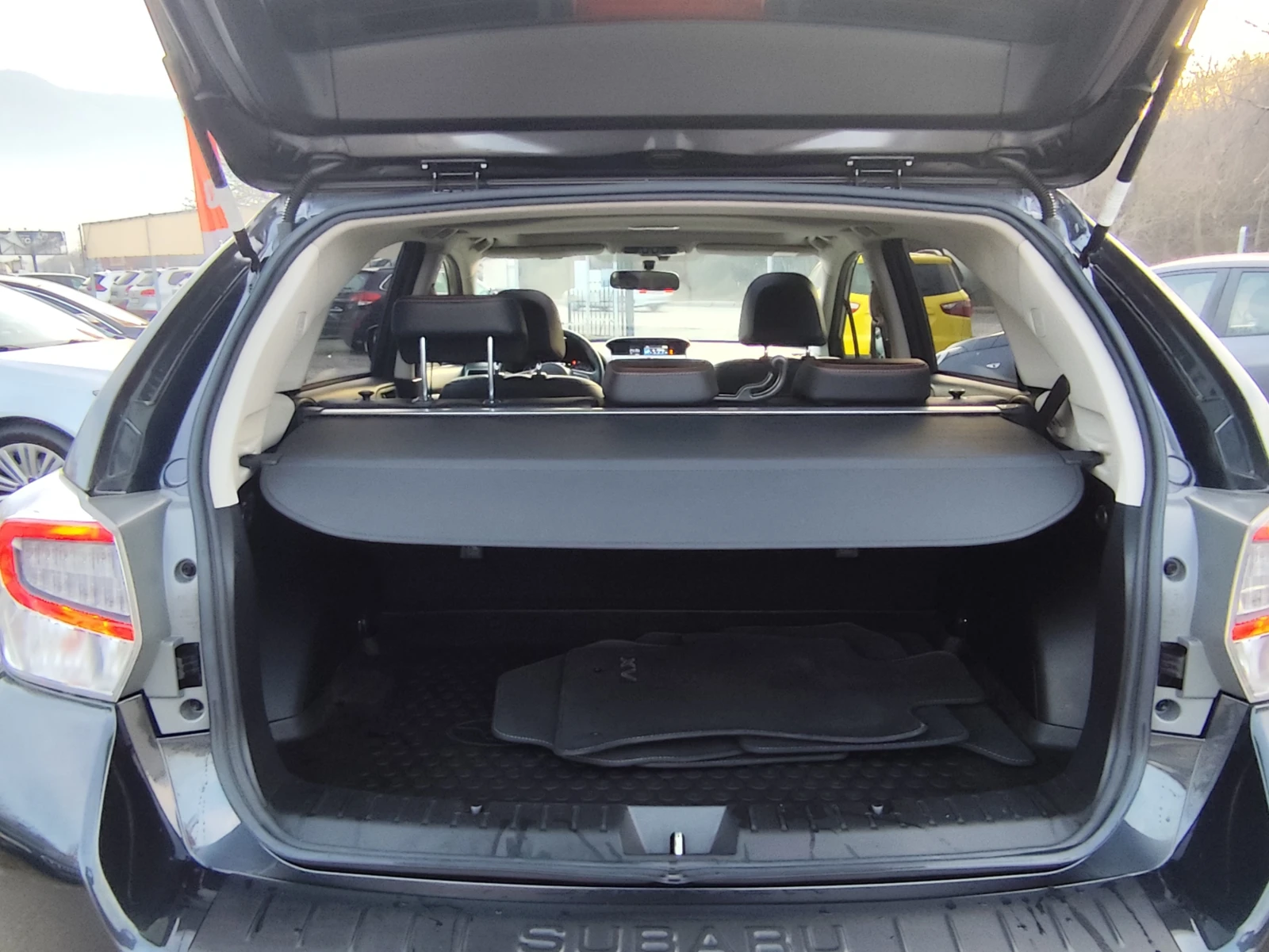 Subaru XV 2.0D* UNLIMITED* AWD* 4X4* FACE* EURO6B* NAVI*  | Mobile.bg � ����������� 13