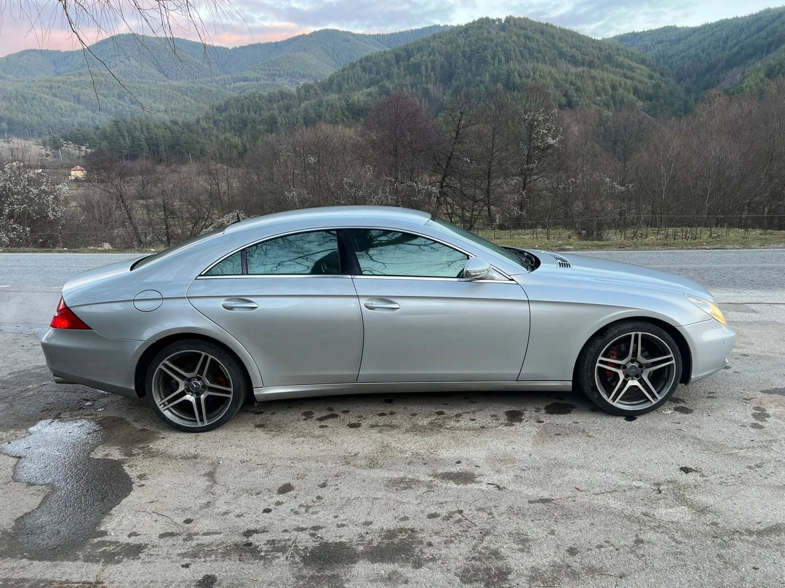 Mercedes-Benz CLS 350 ГАЗ* ОБДУХВАНЕ* 4ХПОДГРЕВ* ЩОРА* НАВИ* МАСАЖ* АМГ* - изображение 4