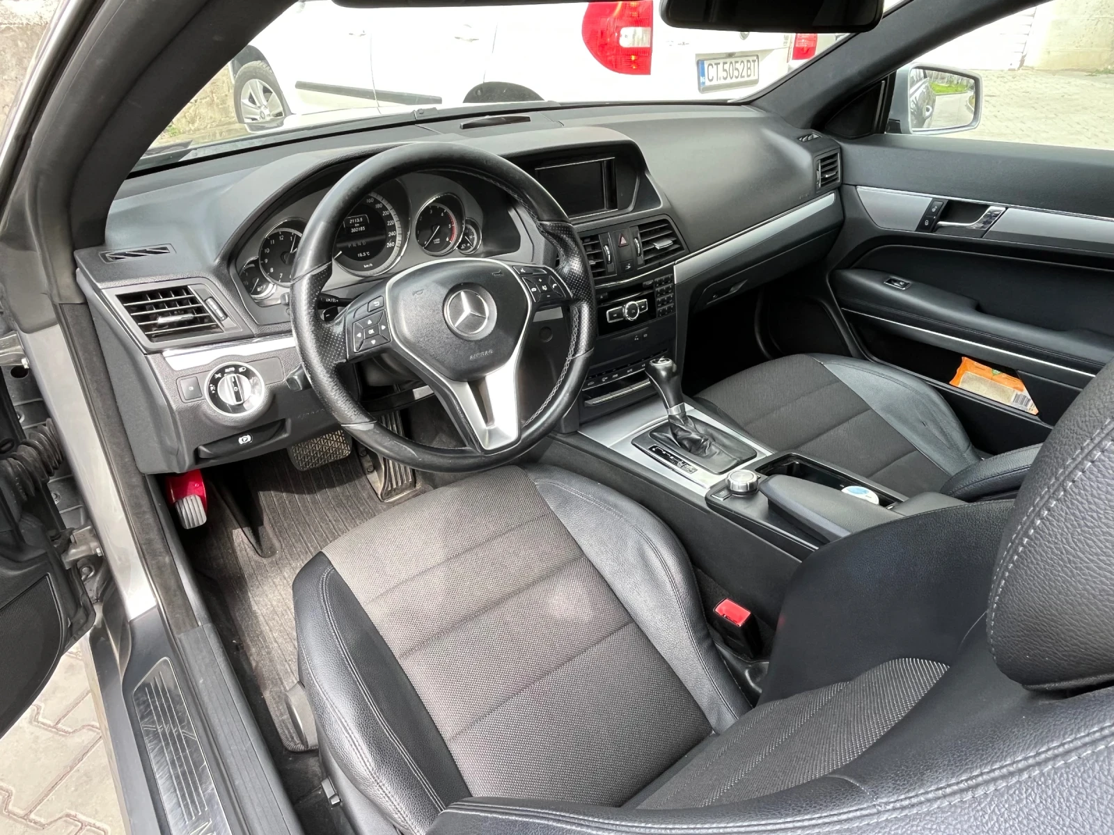 Mercedes-Benz E 220 AMG - изображение 7