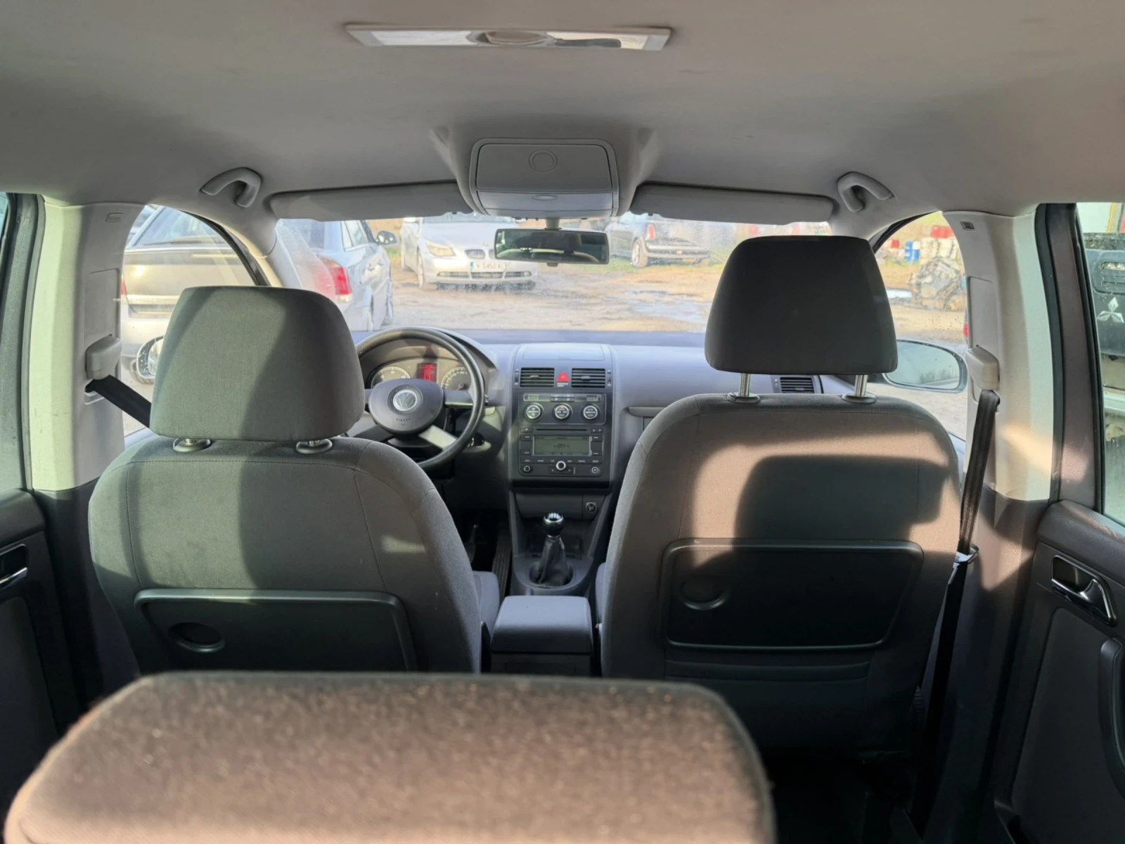 VW Touran 2.0, снимка 11 - Автомобили и джипове - 53806784