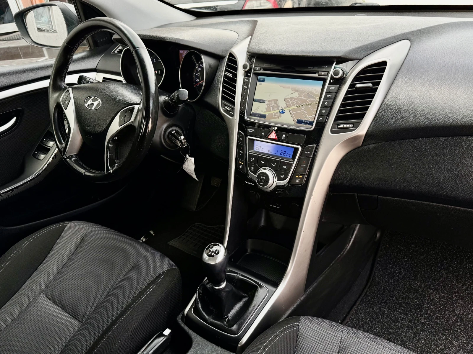 Hyundai I30 1.6CRDI-���������-FIFA WORLD CUP | Mobile.bg � ����������� 15